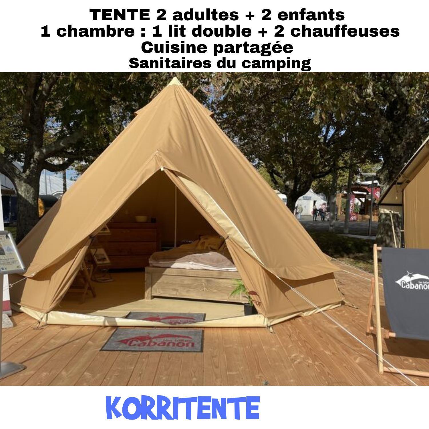 Camping Le Val Aux Fees - Broceliande Concoret エクステリア 写真