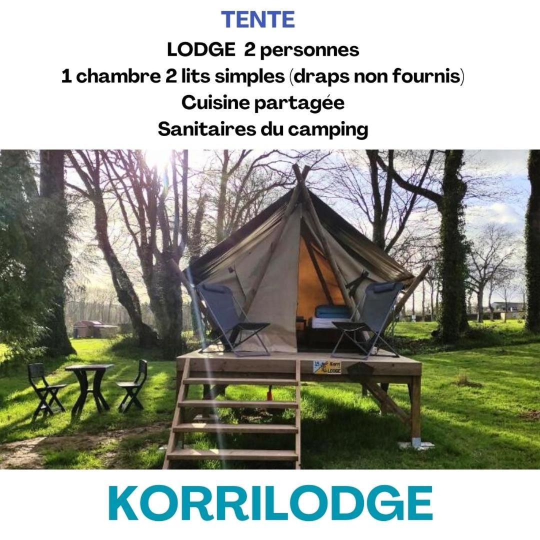 Camping Le Val Aux Fees - Broceliande Concoret エクステリア 写真
